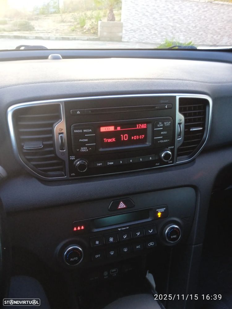 Kia Sportage 1.6 CRDI ISG SX - 21