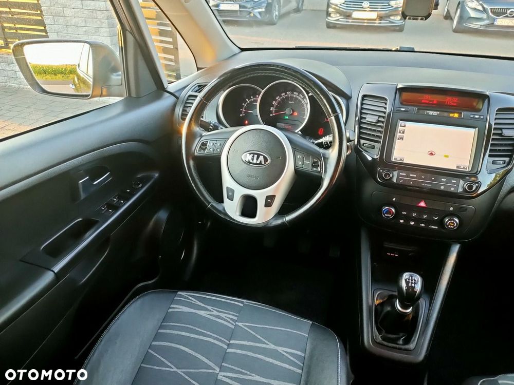 Kia Venga - 30