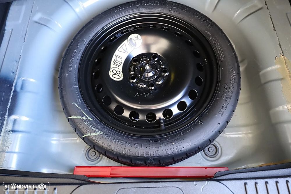 Ford Focus SW 1.0 EcoBoost MHEV ST-Line X - 15