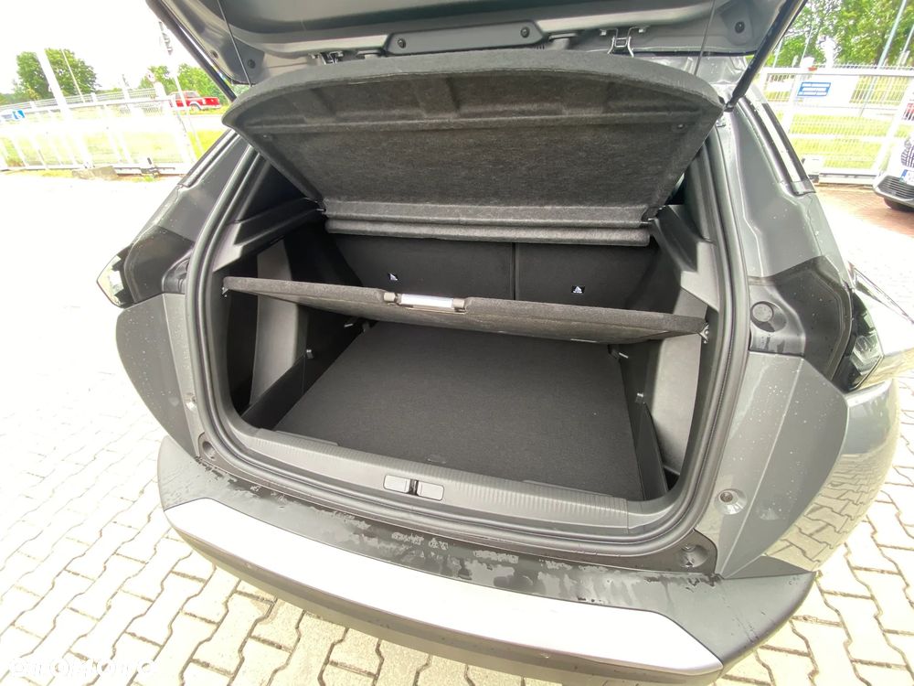 Peugeot 2008 PureTech mHEV Allure e-DCS6 - 23