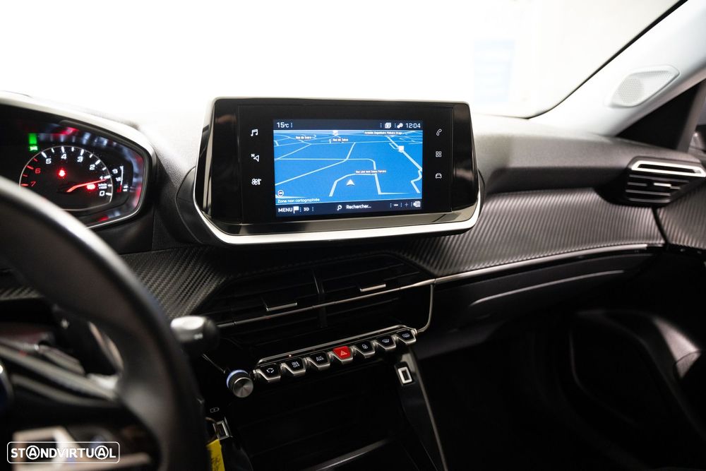 Peugeot 2008 1.2 PureTech Active EAT8 - 5