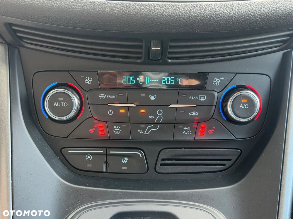 Ford Kuga 2.0 TDCi AWD Titanium - 16