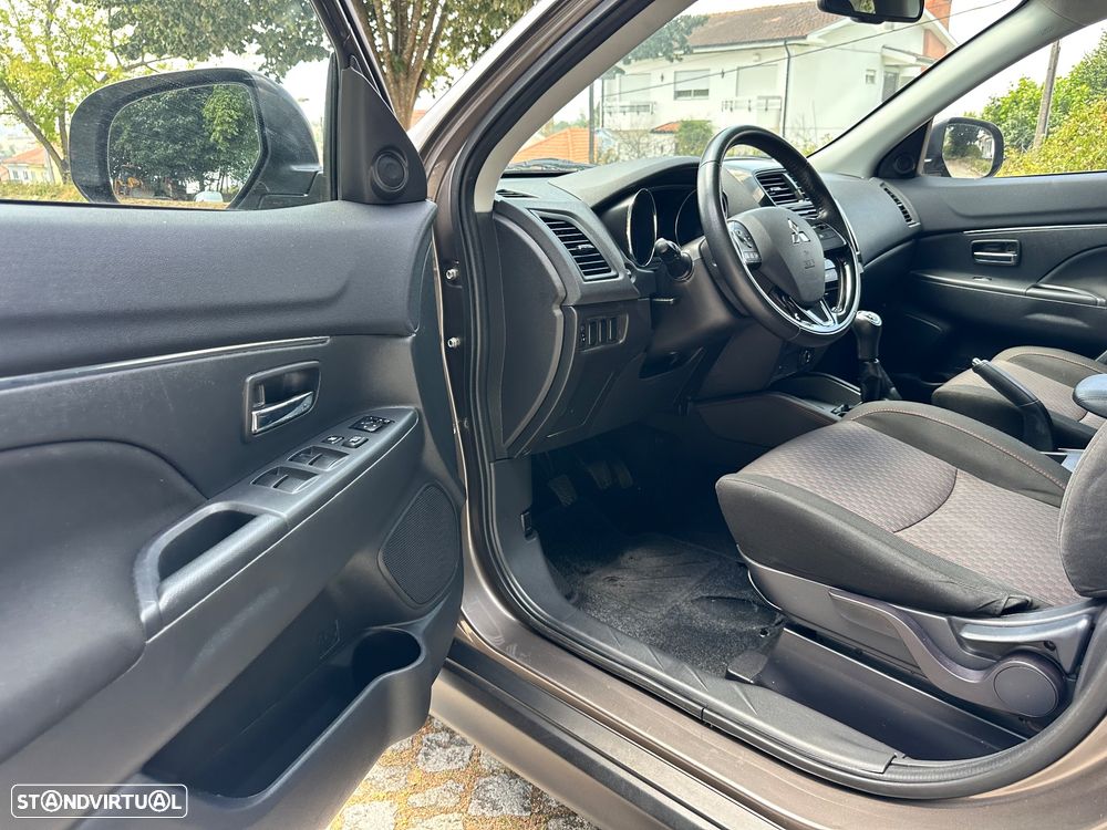 Mitsubishi ASX 1.6 MIVEC Intense - 20