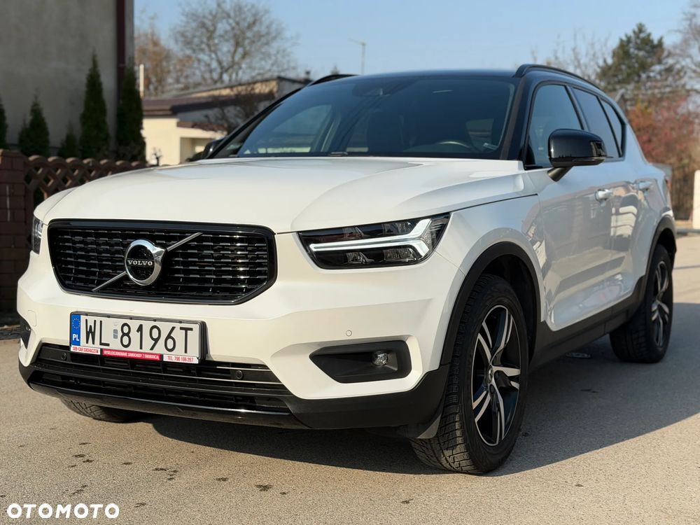 Volvo XC 40 T5 AWD R-Design - 1
