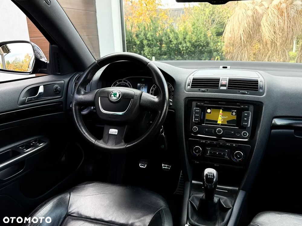 Skoda Octavia II Combi RS - 29