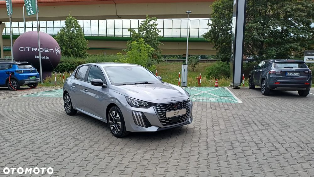 Peugeot 208 - 9
