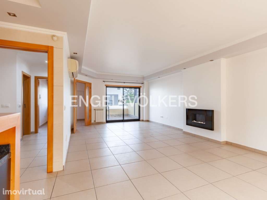 Moradia T5 com Piscina no Pinhal Novo - Grande imagem: 2/36