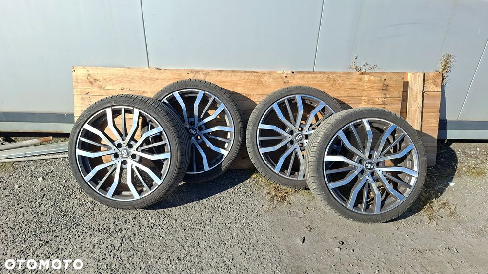 Volvo V90 D4 Kinetic - 20