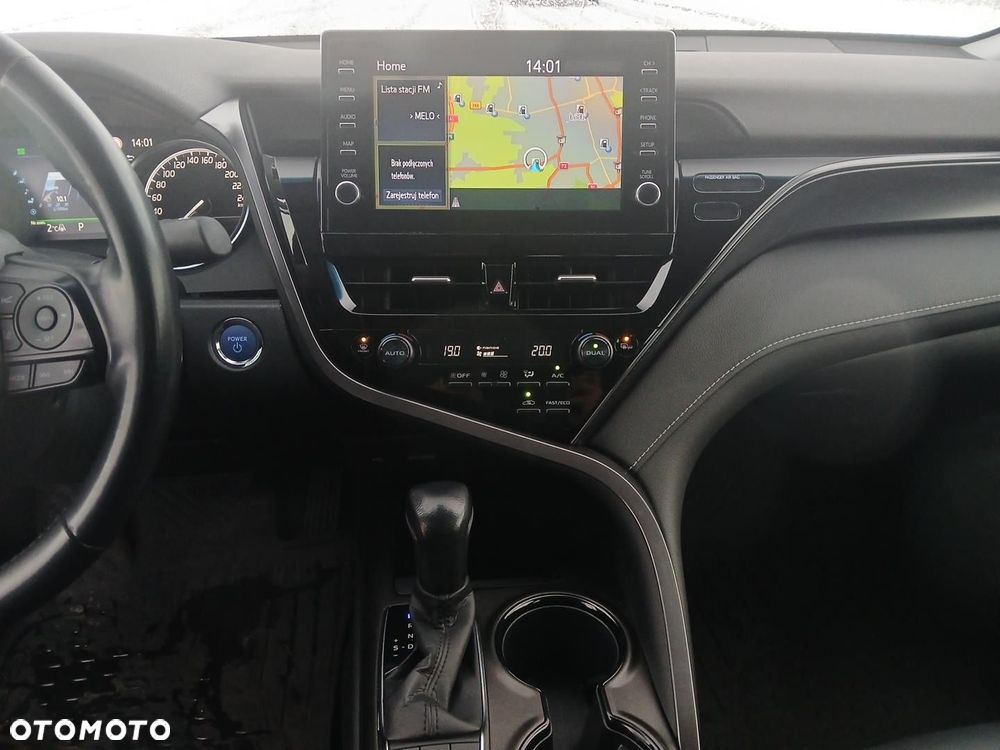 Toyota Camry 2.5 Hybrid Prestige CVT - 29