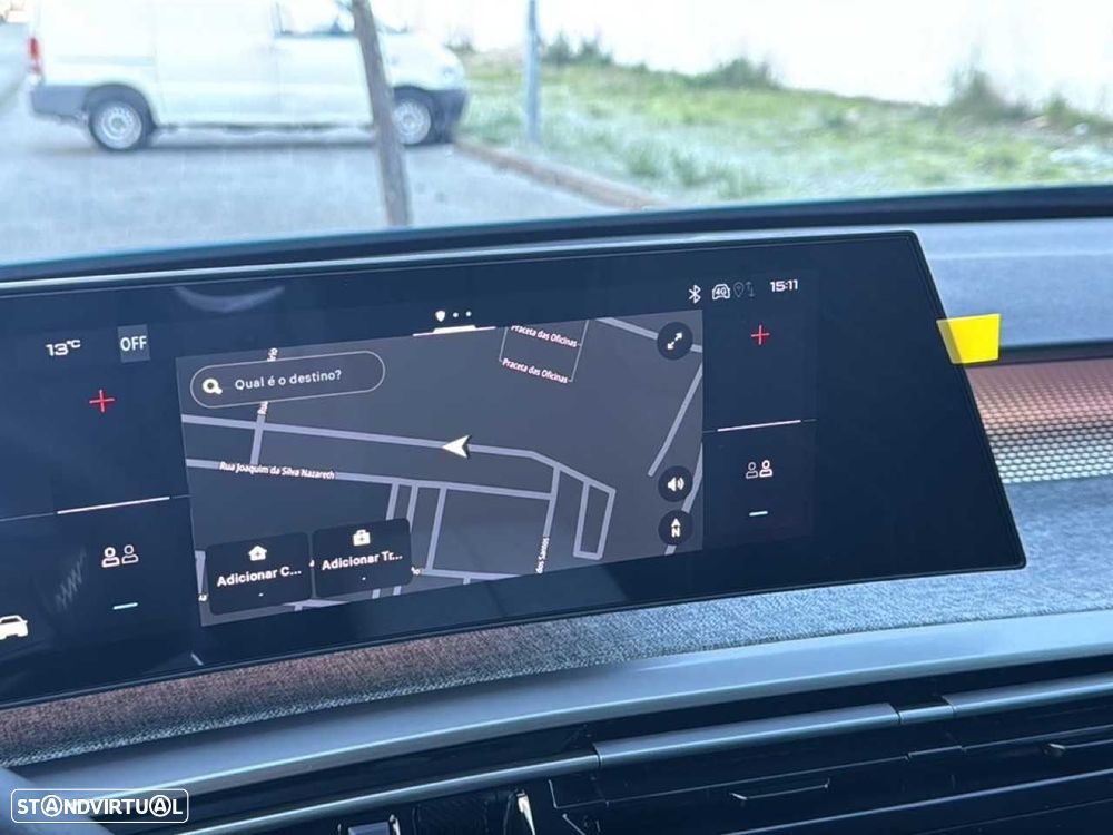 Peugeot E-3008 73 kWh Dual Motor Launch Edition - 23