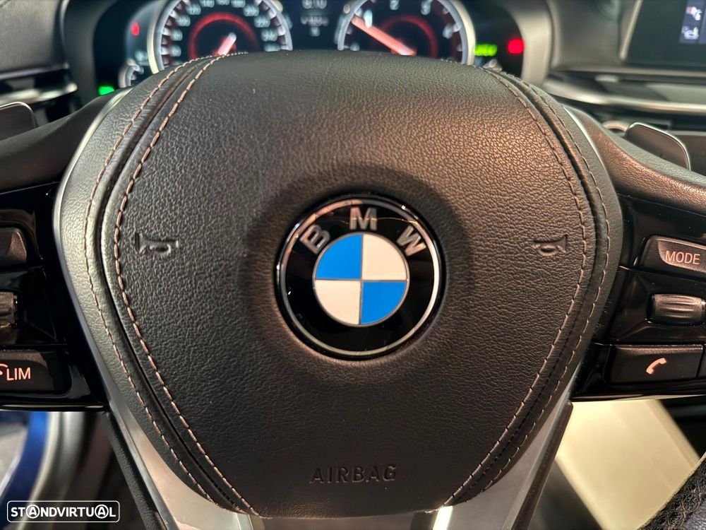 BMW 520 d Line Luxury Auto - 32