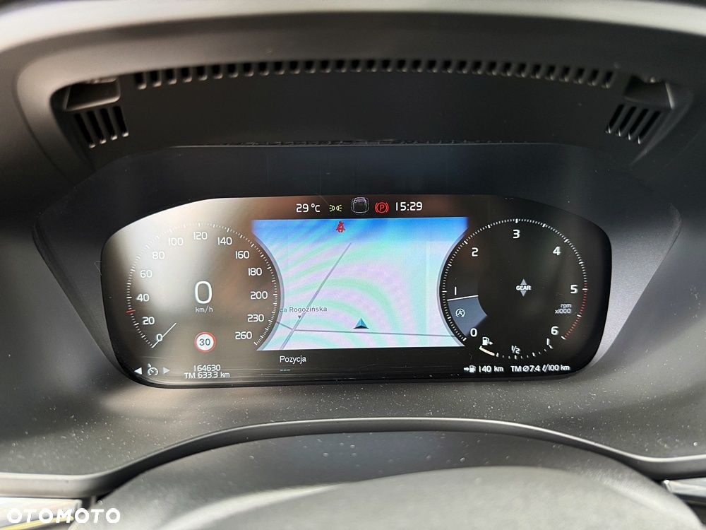 Volvo XC 60 D3 R-Design - 28