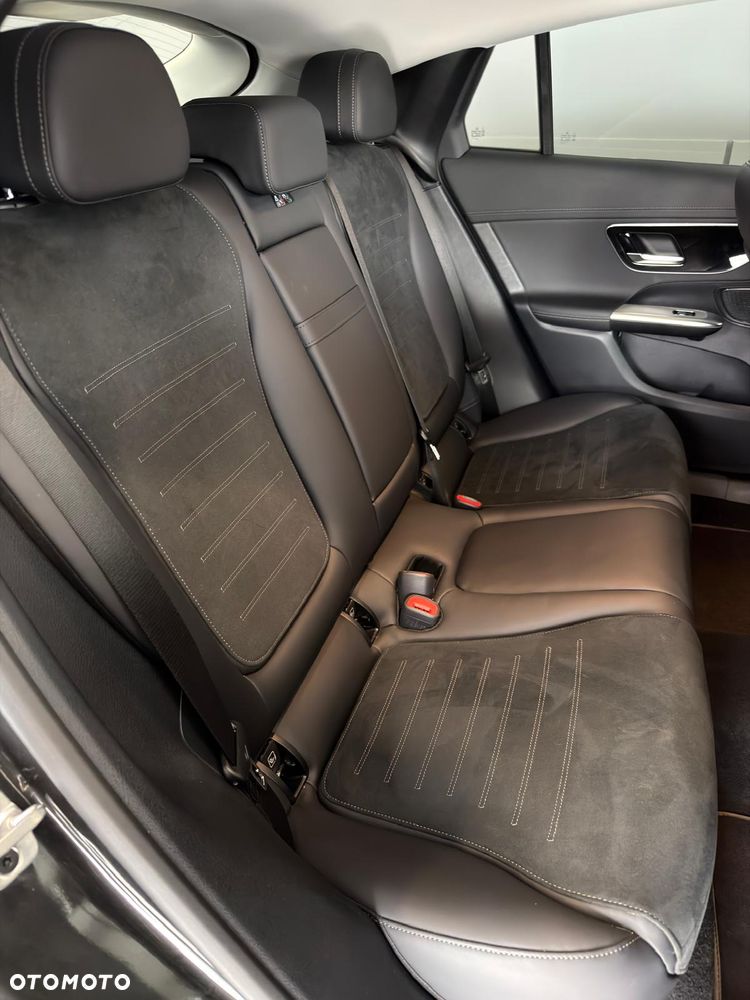 Mercedes-Benz GLC 200 mHEV 4-Matic AMG Line - 15