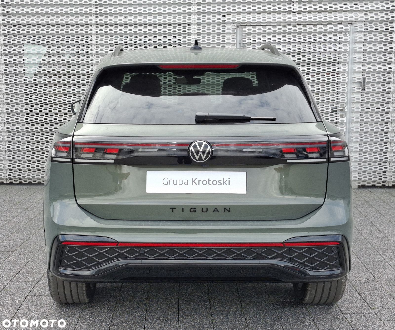Volkswagen Tiguan 1.5 eHybrid PHEV R-Line Plus DSG - 6