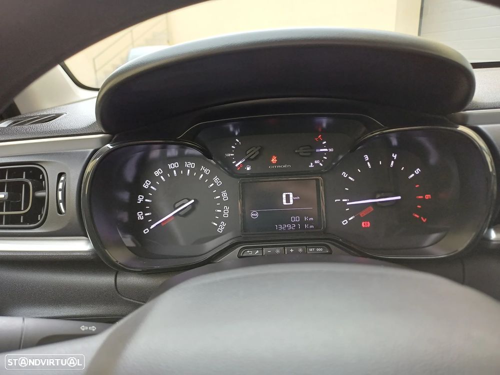 Citroën C3 1.2 PureTech Feel - 19