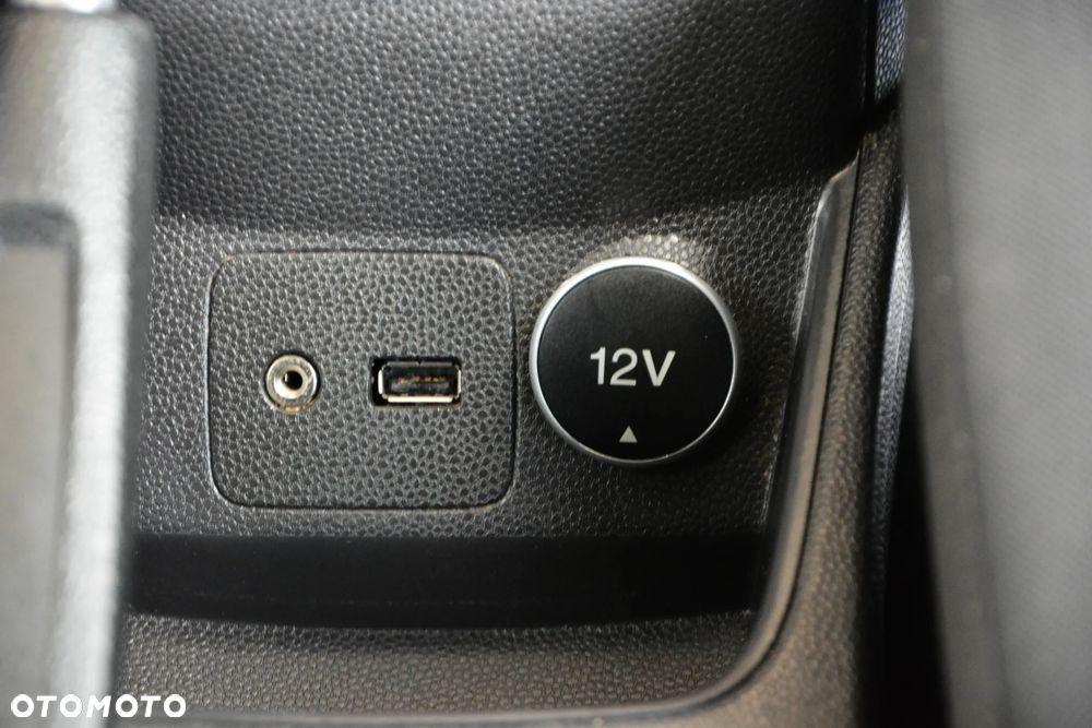 Ford Fiesta 1.25 SYNC Edition - 9