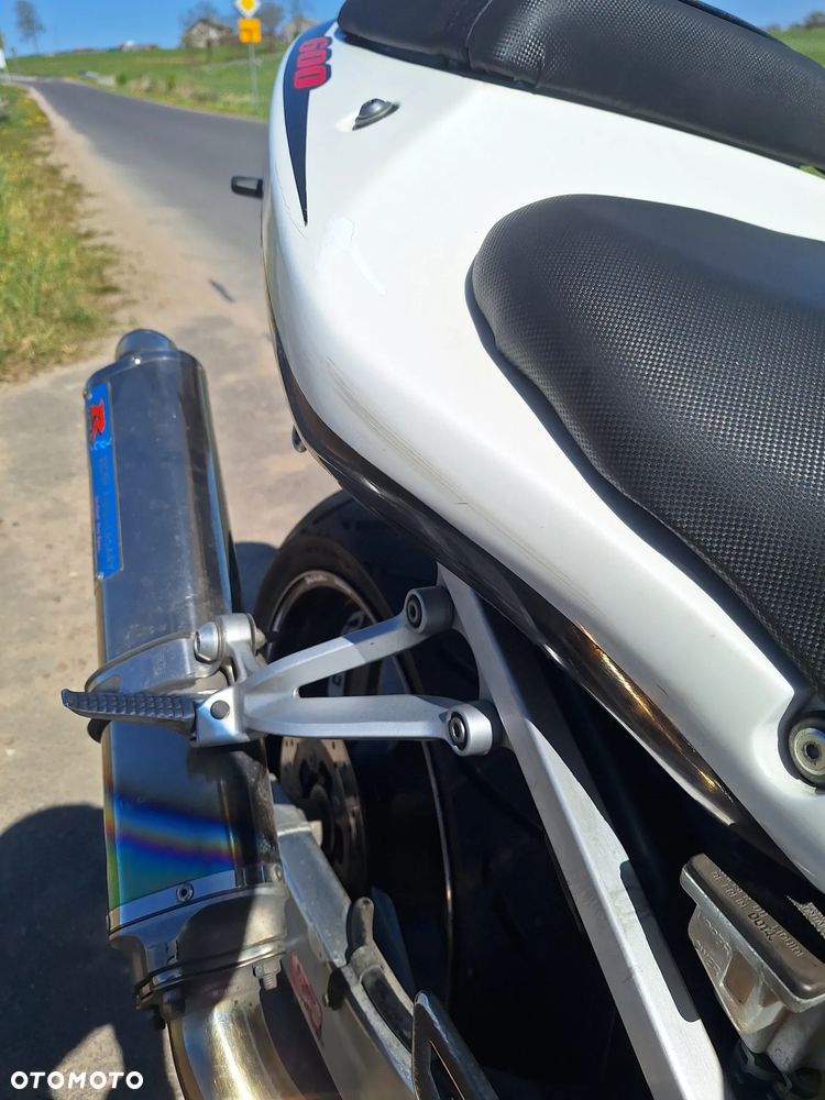 Suzuki GSX-R - 7