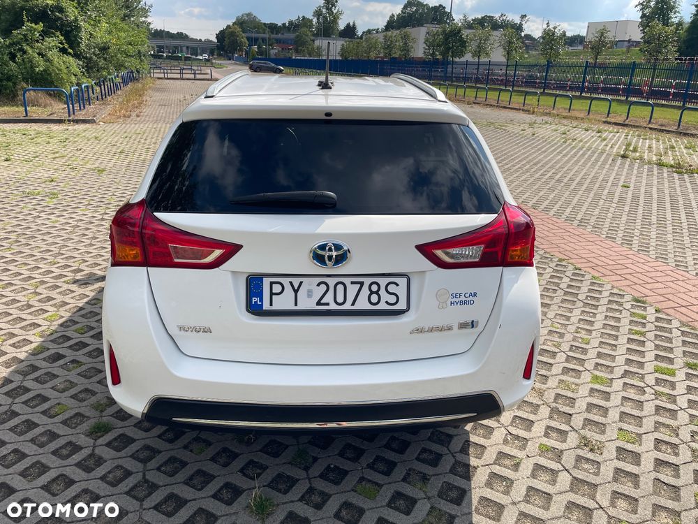 Toyota Auris 1.8 HSD Luna - 8