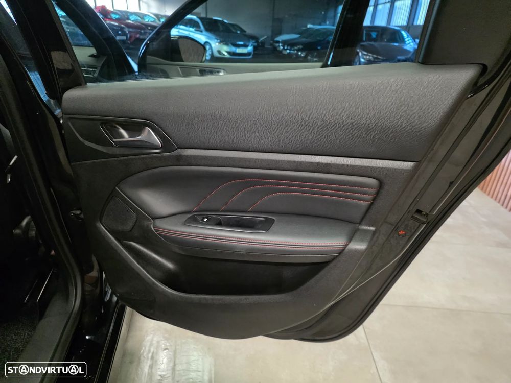 Peugeot 308 SW 1.5 BlueHDi GT Line EAT8 - 22