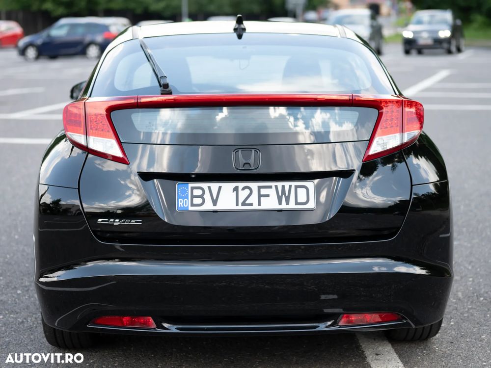 Honda Civic 1.8i-VTEC i-SHIFT Comfort - 4