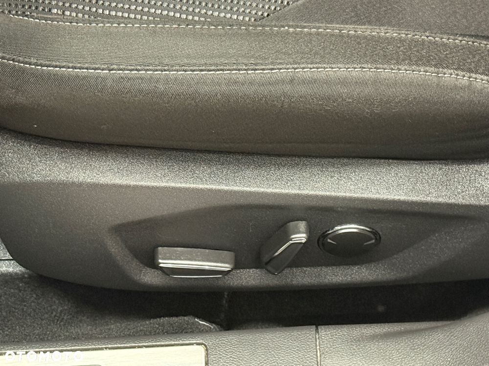 Ford Mondeo 2.0 Ti-VCT Titanium - 18