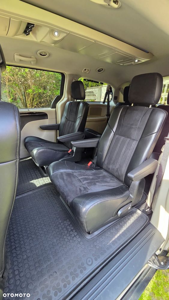 Lancia Voyager 2.8CRD Platinum - 15