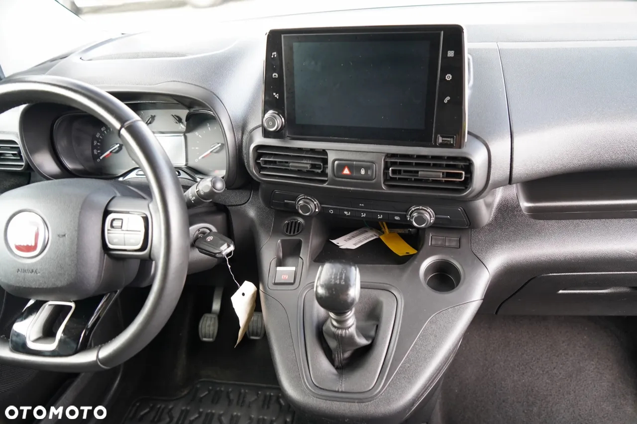 Fiat DOBLO  / FURGON / BLASZAK / 2023 R  / SPROWADZONY - 28