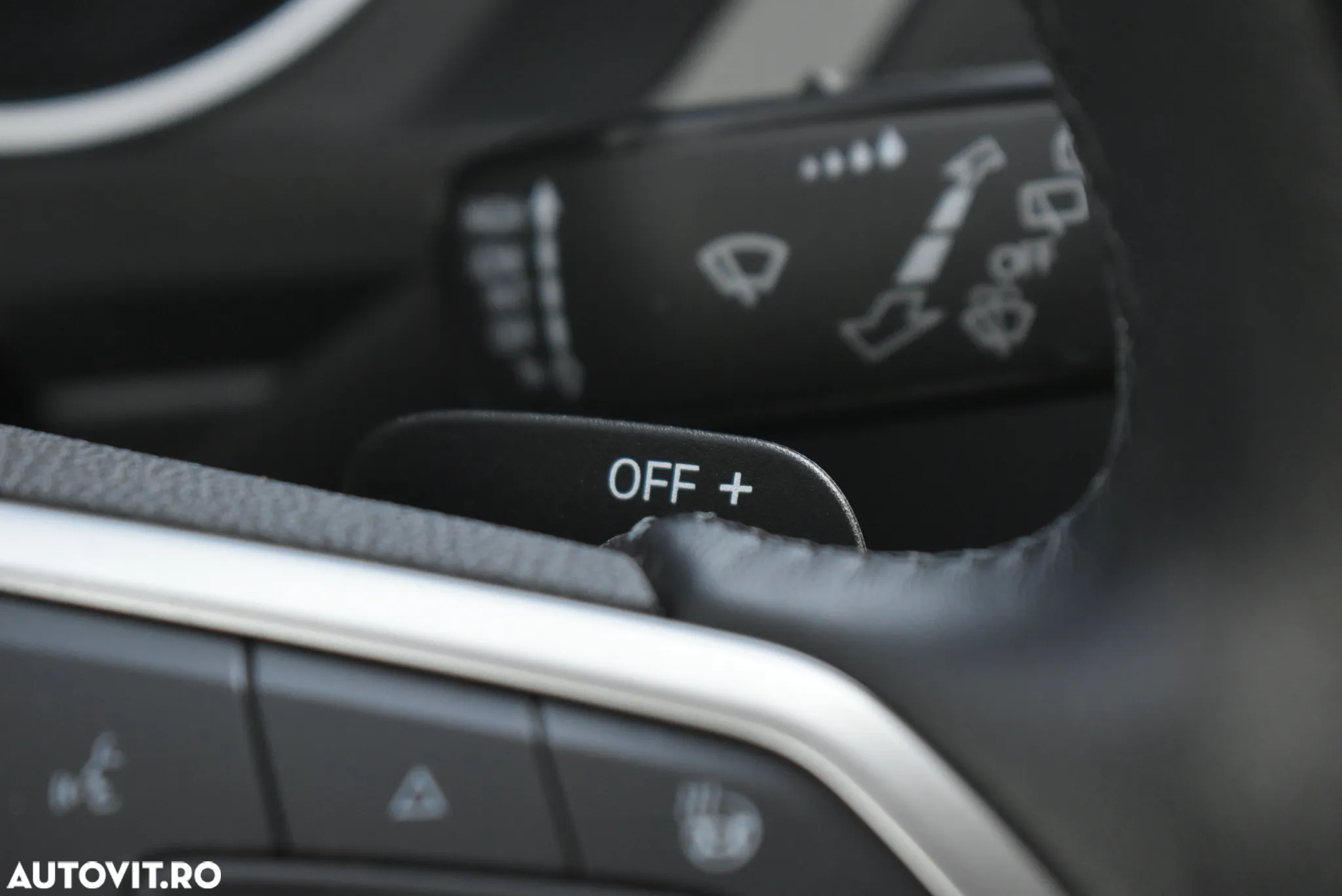 Volkswagen Tiguan 1.5 TSI ACT DSG Comfortline - 20