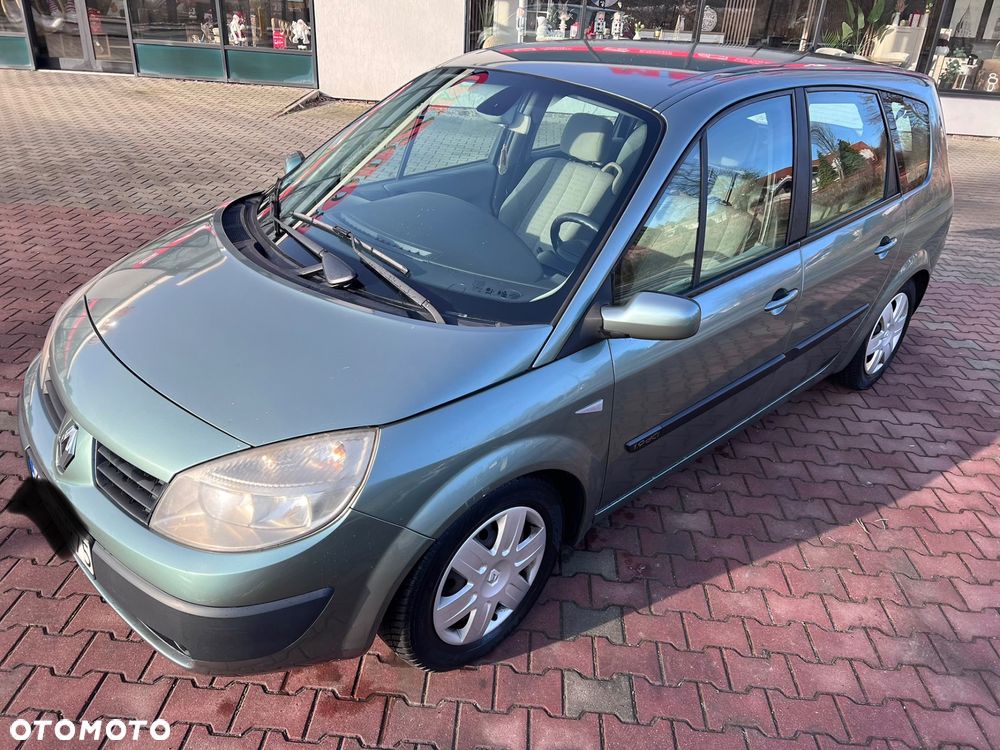 Renault Scenic - 1