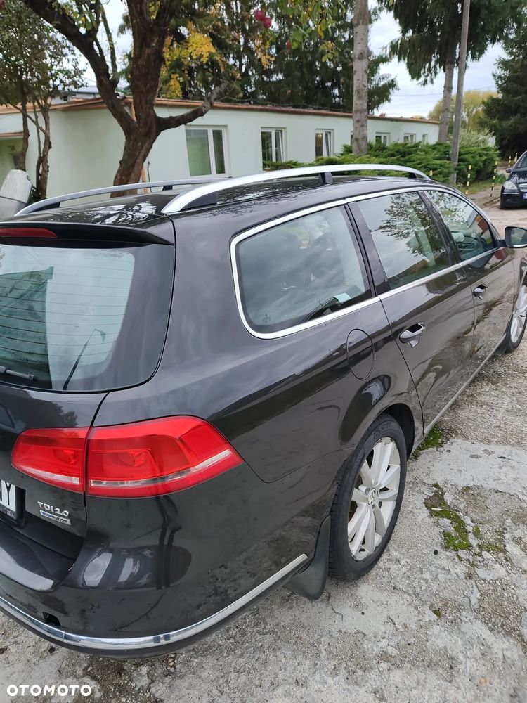Volkswagen Passat 2010 photo 2