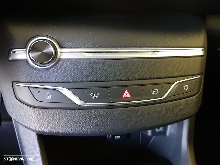 Peugeot 308 SW 1.5 BlueHDi Style - 21