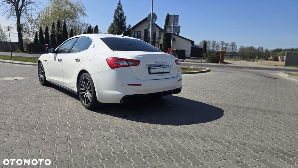 Maserati Ghibli Standard - 8