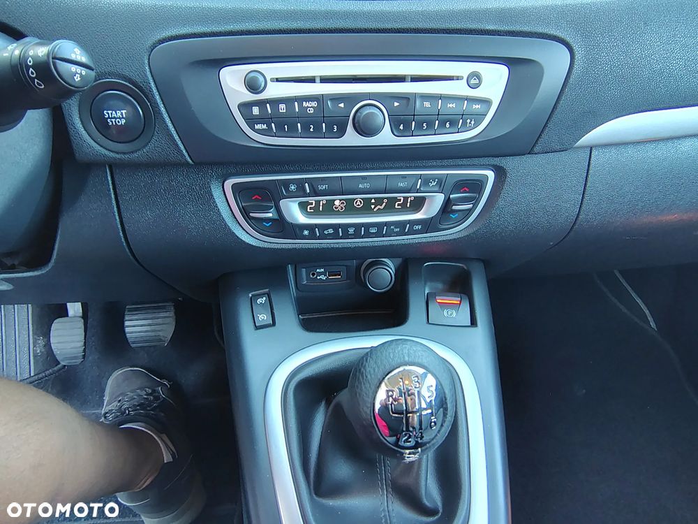 Renault Grand Scenic 1.6 16V 110 Expression - 12