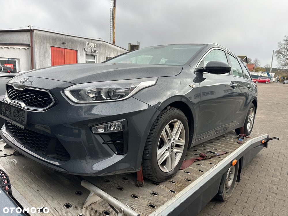 Kia Ceed 1.4 T-GDI DCT OPF Spirit - 1