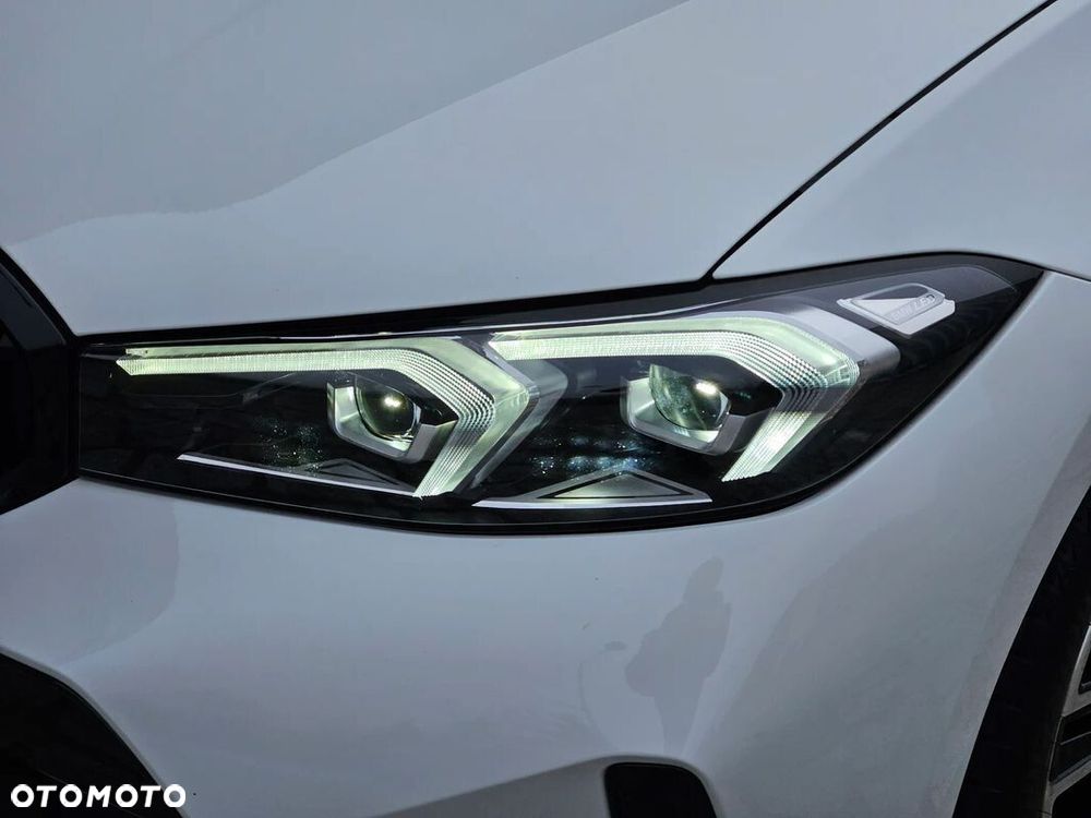 BMW Seria 3 320i xDrive M Sport - 11