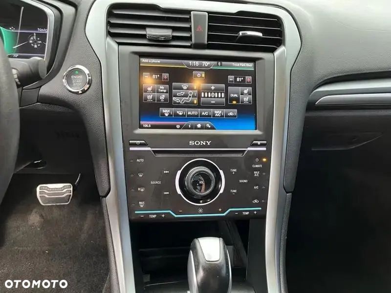 Ford Fusion - 11