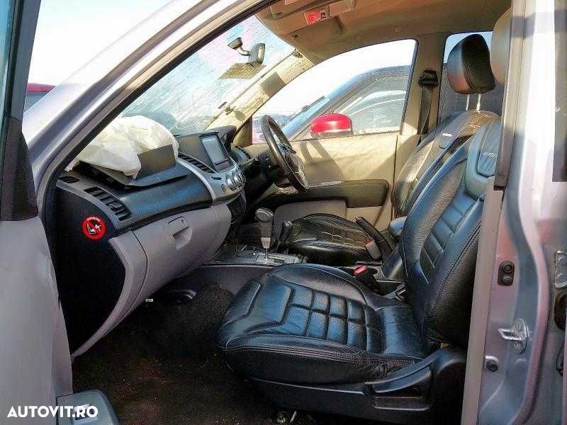 Dezmembrez Mitsubishi L200 2.5 Diesel 2011 - 5