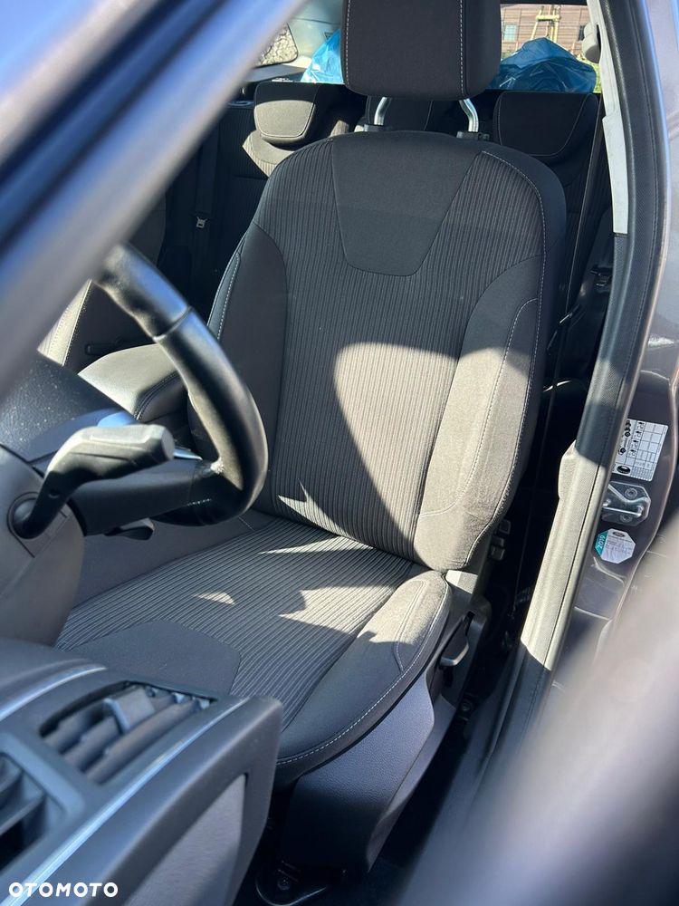 Ford Focus 1.6 EcoBoost Start-Stopp-System SYNC Edition - 16