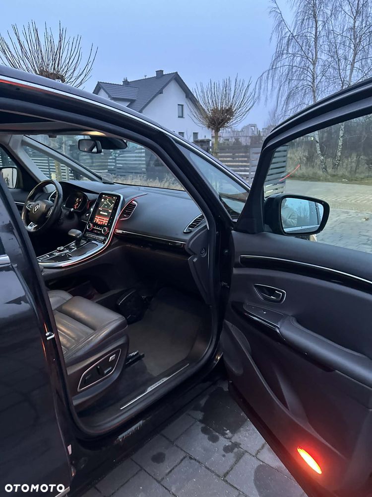 Renault Espace 1.6 dCi Energy Initiale Paris EDC 7os - 32