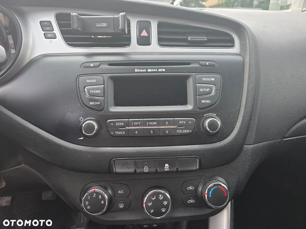 Kia Ceed 1.6 GDI M - 9