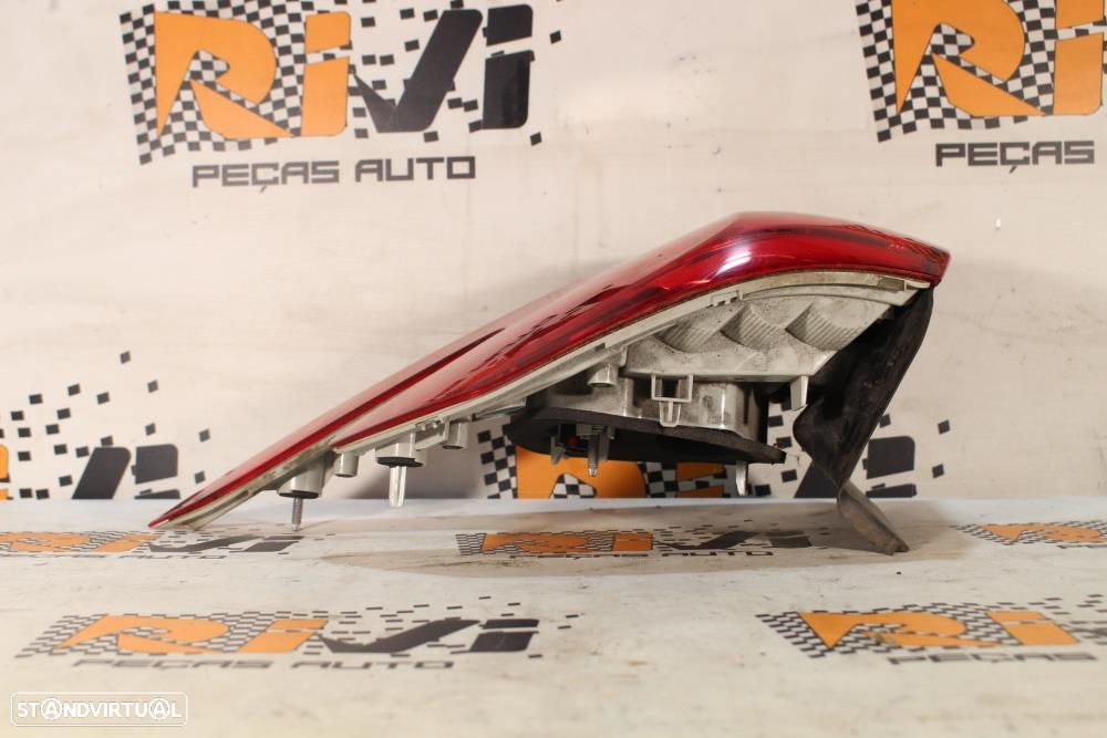 Farolim Direito Peugeot 308 Sw Ii  9678093880 / Pendura Do Chassi / Ca - 8