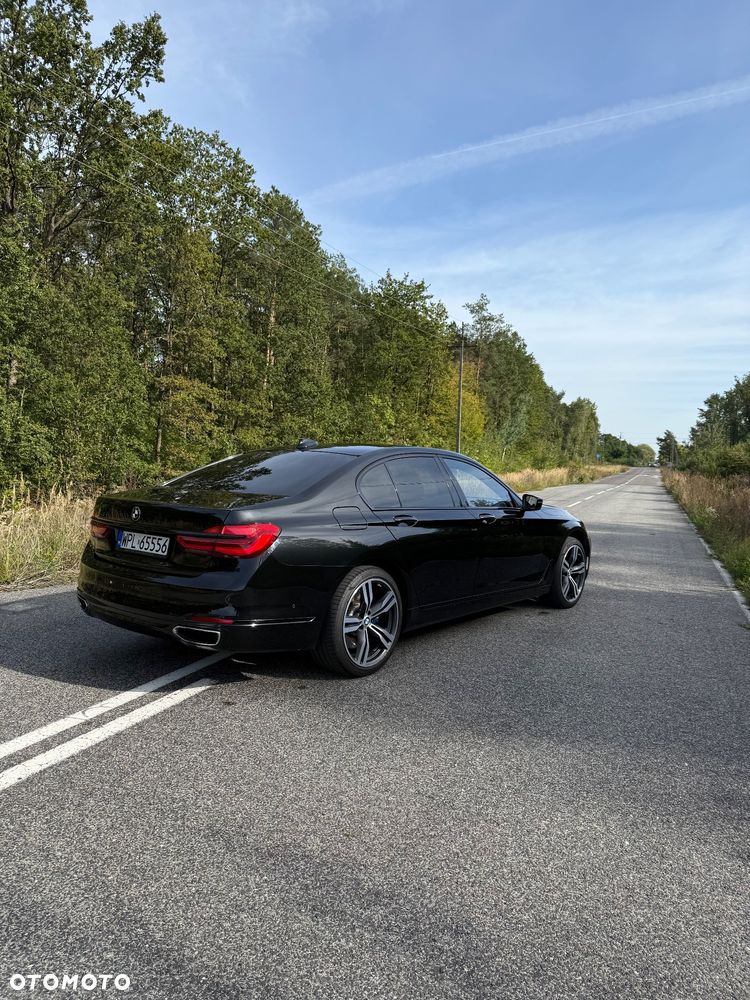 BMW Seria 7 - 1