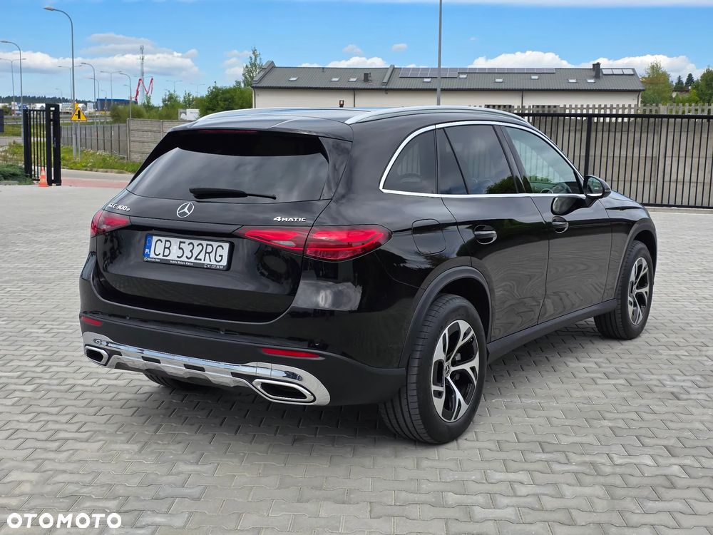 Mercedes-Benz GLC 300 e 4-Matic Avantgarde - 27