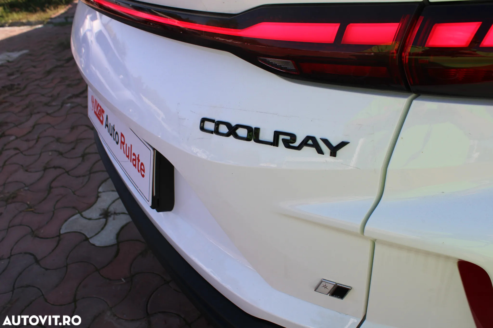 Geely Coolray - 32