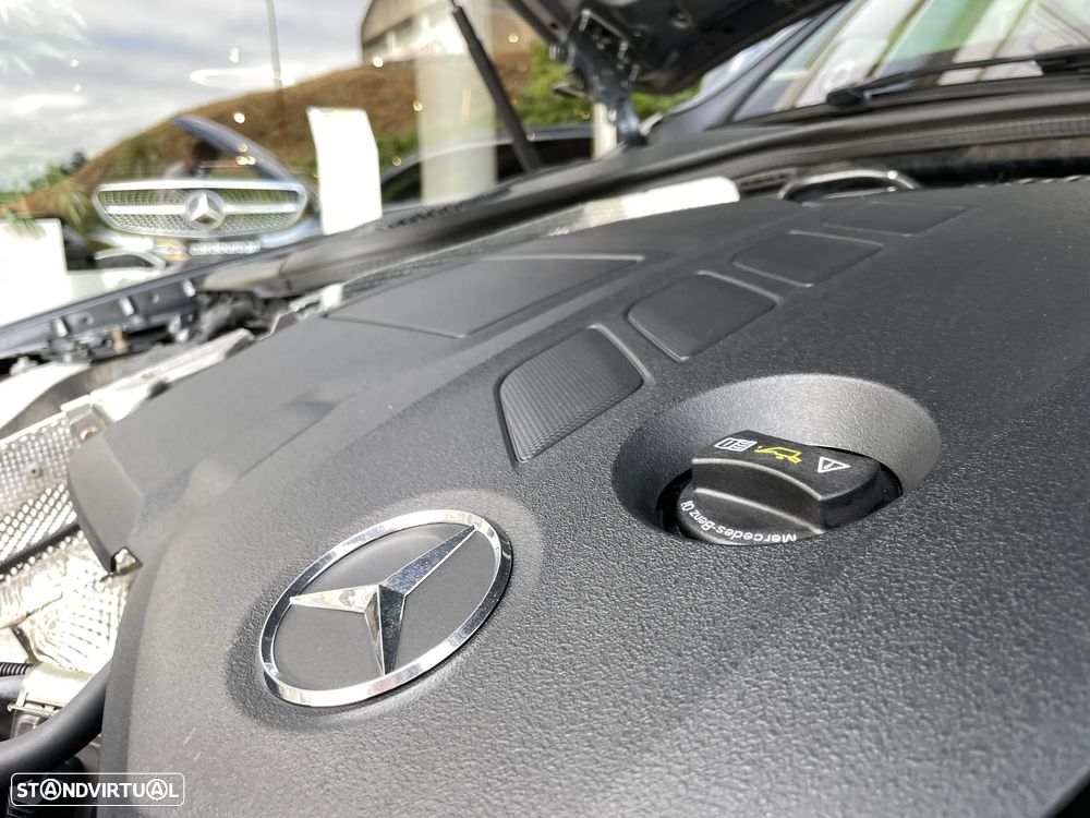 Mercedes-Benz E 220 d AMG Line - 41