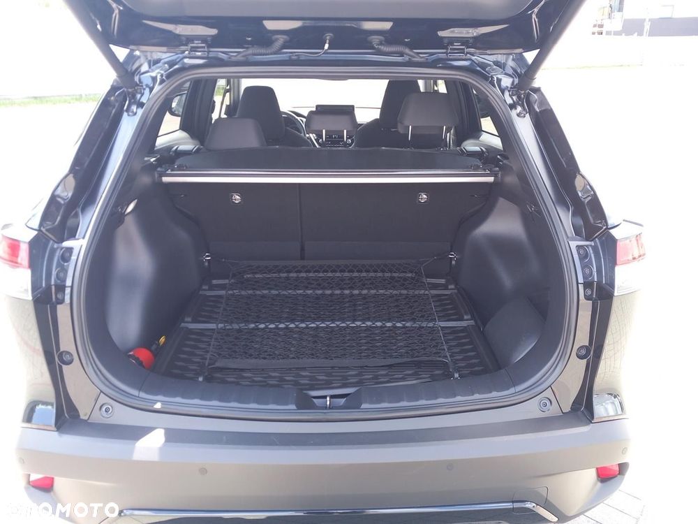 Toyota Corolla Cross 2.0 Hybrid Style AWD - 17