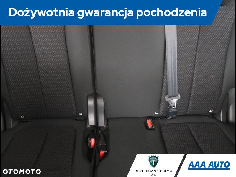 Mitsubishi Eclipse Cross - 12