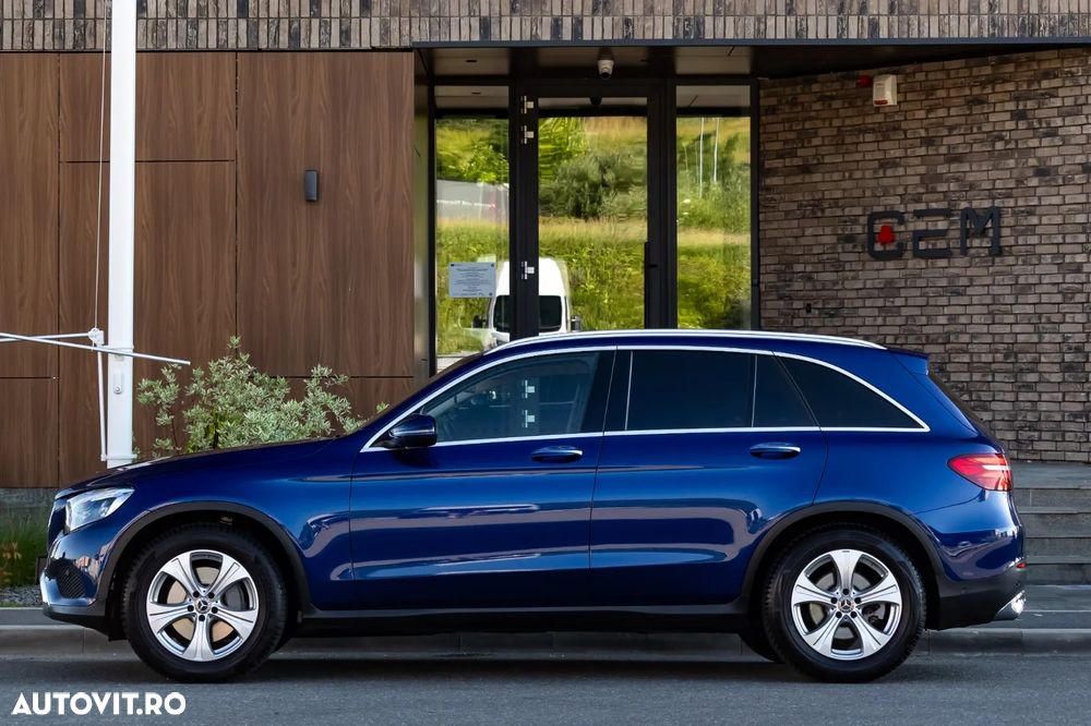 Mercedes-Benz GLC 250 d 4MATIC 9G-TRONIC Exclusive - 3
