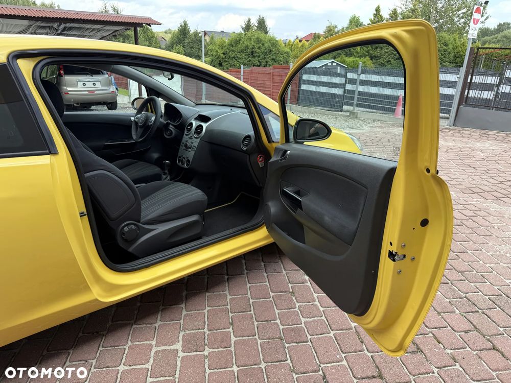 Opel Corsa 1.2 16V Color Edition - 30