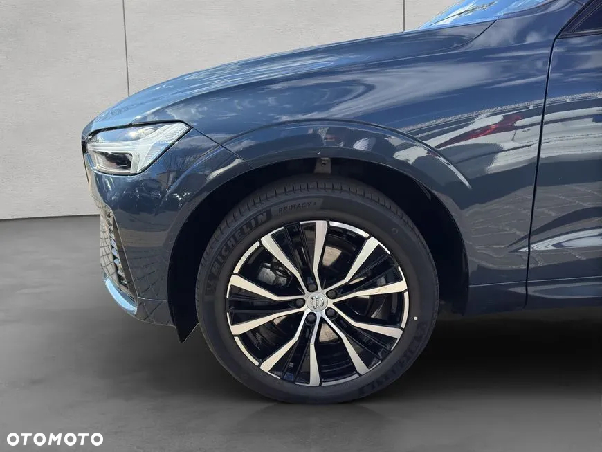 Volvo XC 60 B4 B Plus Dark - 7